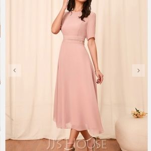 Round Neck Short Sleeves Elegant A-line Chiffon Midi Dresses